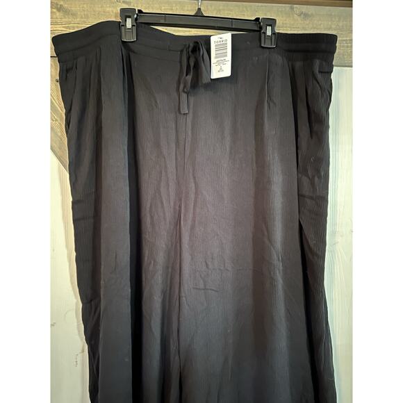 TORRID WOMEN'S BLACK GAUZE ELASTIC WAIST CULOTTE WIDE LEG PANT Sz 3 3X - Picture 3 of 5